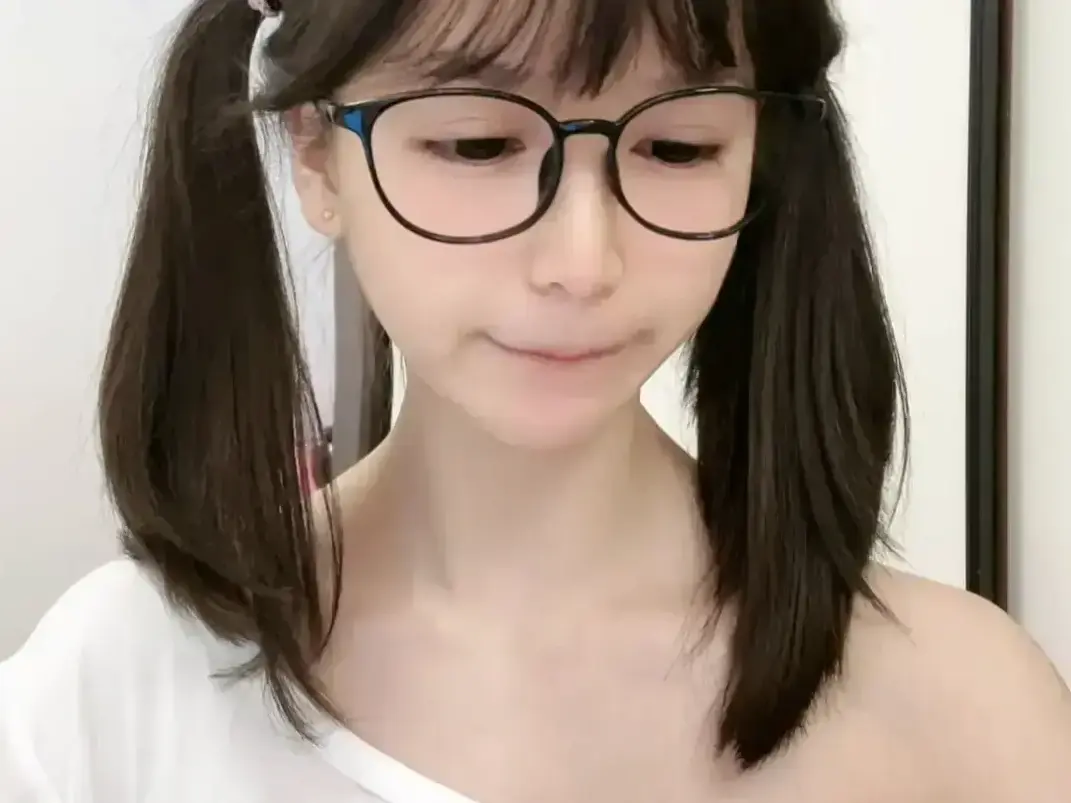 《萌小栖》天才交易员咯咯哒vlog原视频无删减全集-免费畅播完整版极速获取-高清资源纯净观影值得二刷细品《萌小栖》